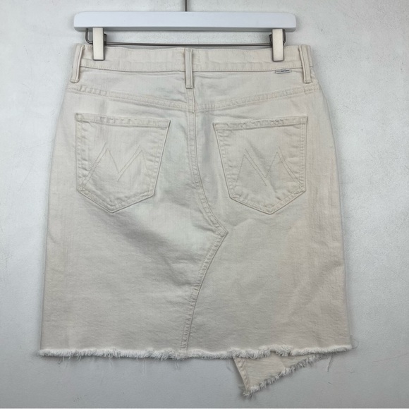 MOTHER The Tomcat slide mini fray skirt - Picture 2 of 11